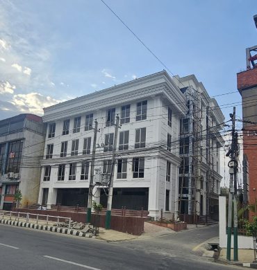 Commercial Complex: Hattisar